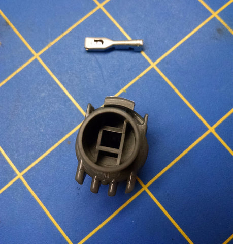 Mazda FD Fan Thermoswitch Connector